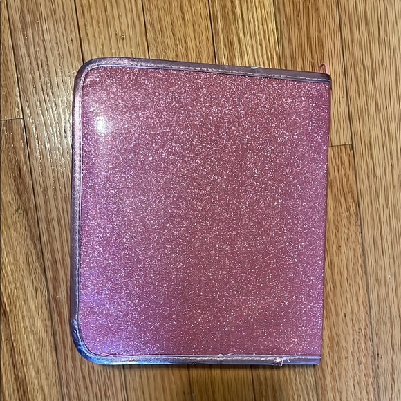 Pink Stationery Set with Colorful Pens - Picture 7 of 7